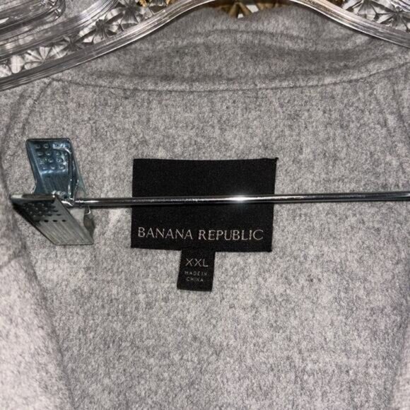 Banana Republic woman’s gray wool coat size XXLARGE - Picture 4 of 8